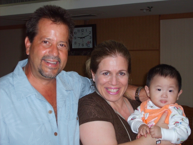 Sindy Gore, Hubby Kelly, and Daughter Allison in China 